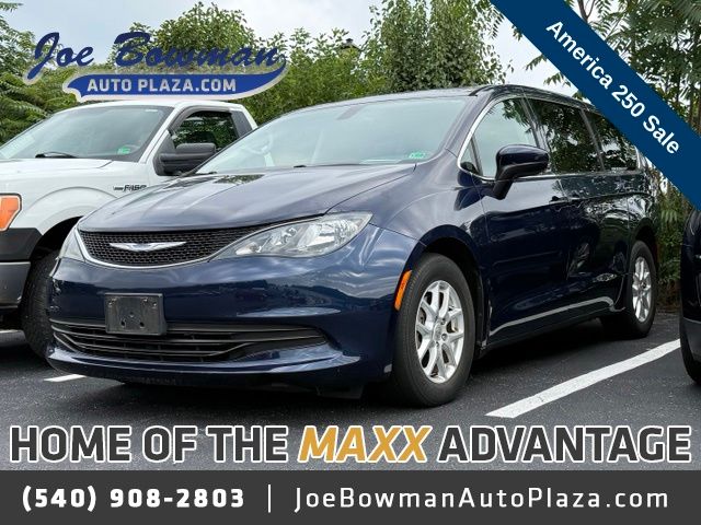 Jazz Blue Pearlcoat 2017 Chrysler Pacifica Minivan Front-Wheel Drive 9-Speed Automatic