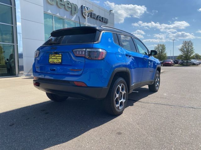 2022 Jeep Compass Trailhawk - Laser Blue Pearlcoat exterior view 5