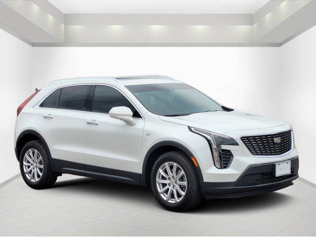 Crystal White 2023 Cadillac XT4 Luxury FWD SUV / Crossover Front-Wheel Drive 9-Speed Automatic