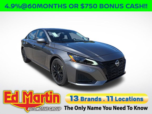 Gray (Gun Metallic) 2026 Nissan Altima Sedan Front-Wheel Drive Continuously Variable Transmission
