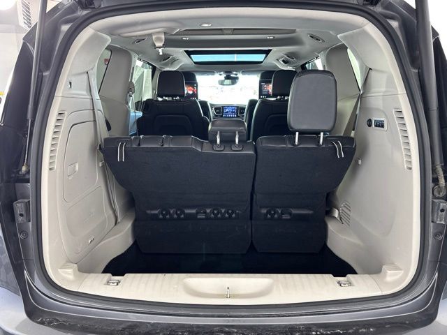 Used 2019 Chrysler Pacifica Van