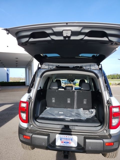 New 2026 White Ford Badlands image 43