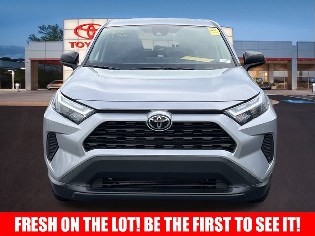 2024 Toyota RAV4 LE 2