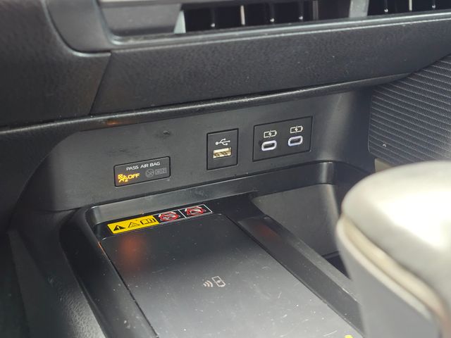 2025 Toyota Camry SE:169133B