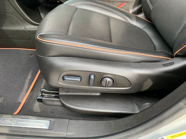 Used 2023 GMC Acadia SUV