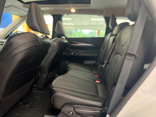 Used 2025 Infiniti QX60 SUV