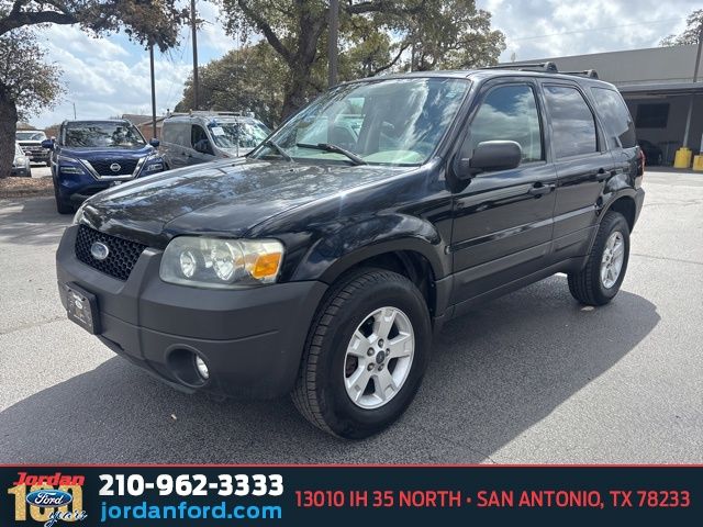Used Car 2007 Ford Escape  Xlt For Sale Under $10,000 In San Antonio, Texas
