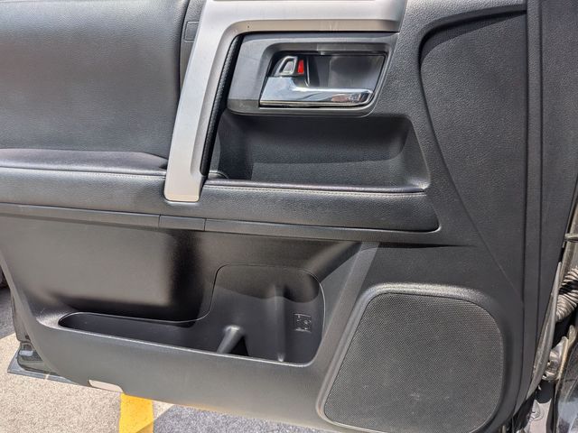 2020 Toyota 4Runner - Image 14
