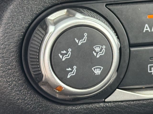Used 2024 Nissan Kicks SUV