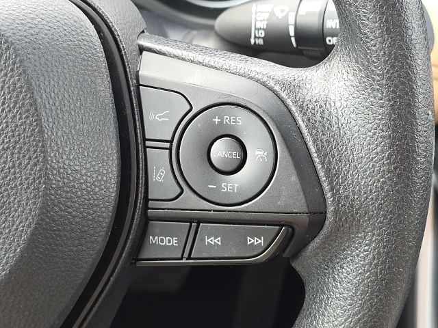 2023 Toyota RAV4 XLE:B02167