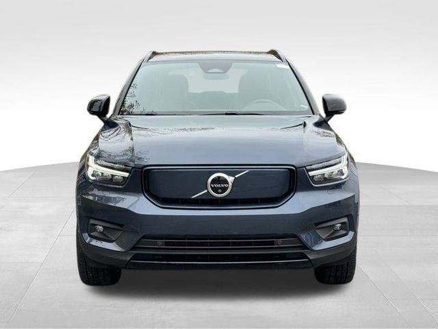 2022 Volvo XC40 Recharge Pure Electric P8 Plus 8