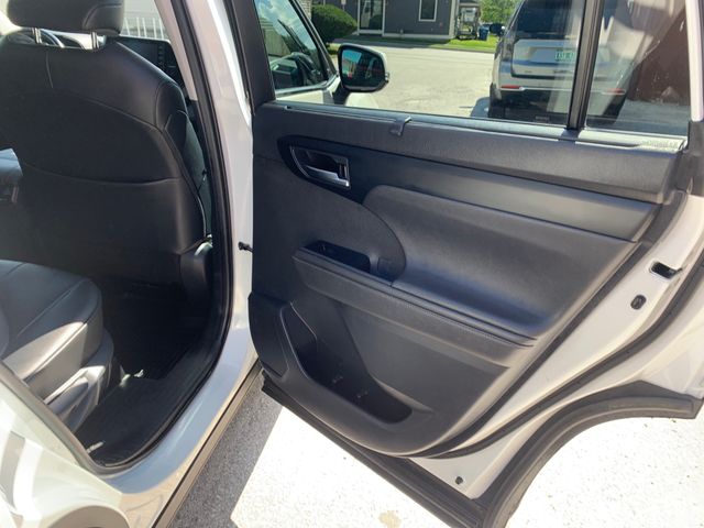 Used 2020 Toyota Highlander SUV