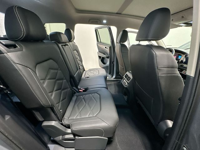 2026 Volkswagen Atlas 2.0T SE w/Technology Gray at Sutliff Volkswagen
