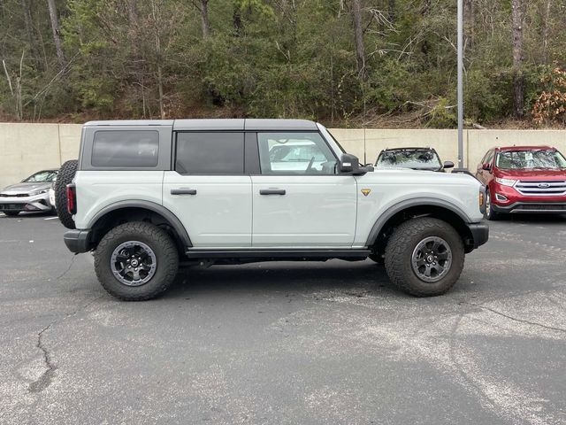 2022 Ford Bronco Badlands 2