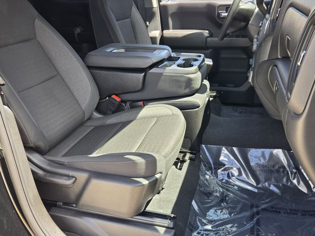 2025 Chevrolet Silverado 1500 - $32,539