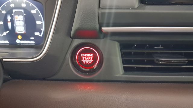 Used 2025 Honda Pilot SUV