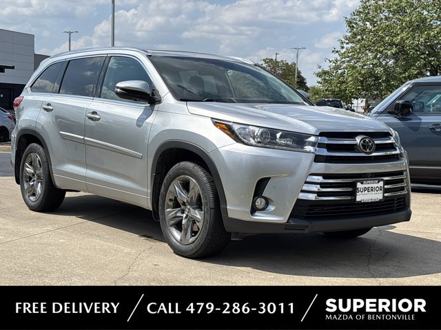  2018 Toyota Highlander Limited Platinum AWD   