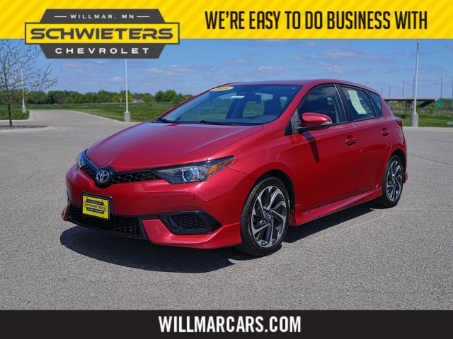 Barcelona Red Metallic 2018 Toyota Corolla Sedan 7-Speed Automatic