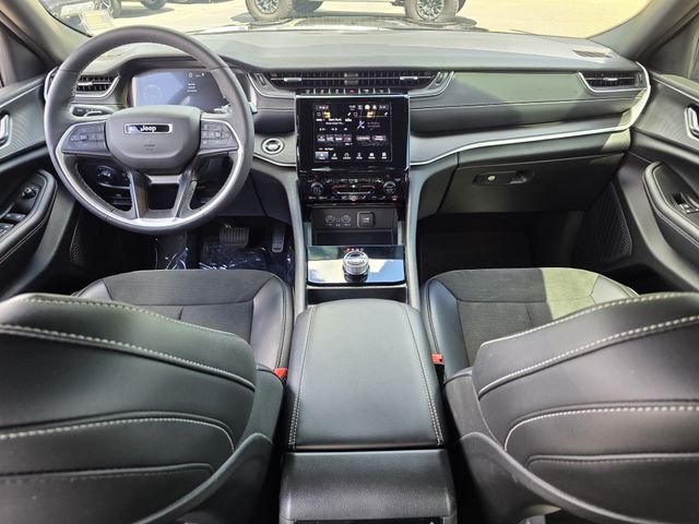 Used 2025 Jeep Grand Cherokee L SUV