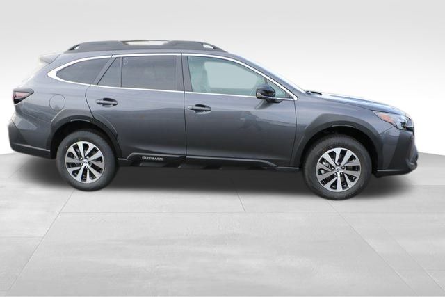 2025 Subaru Outback Premium 17