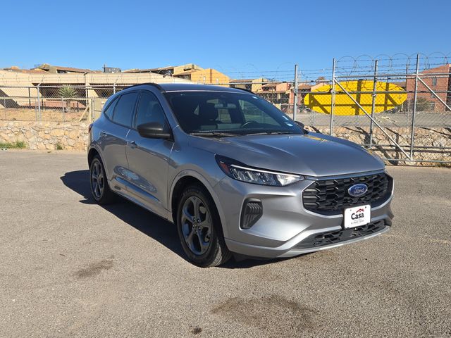 2023 Ford Escape ST-Line FWD