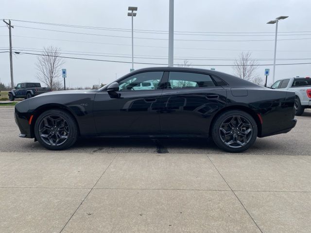 2026 Dodge Charger R/T - Diamond Black Crystal Pearlcoat exterior view 8