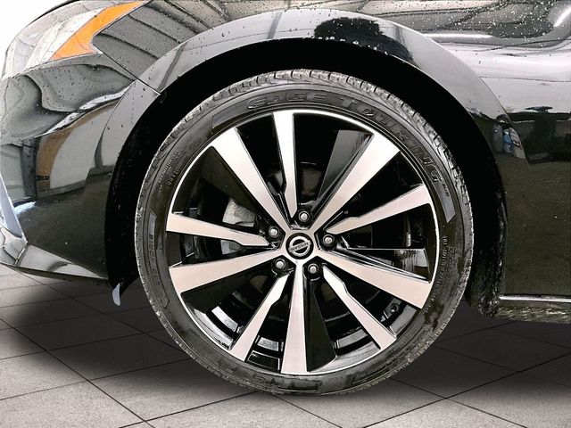 2021 Nissan Altima 2.5 SR Black at Bob Ruth Ford