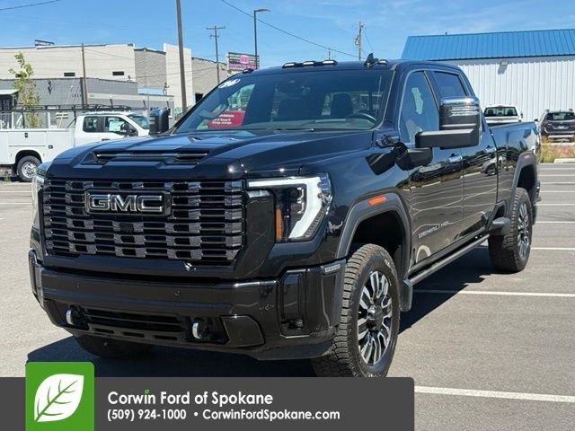 2026 GMC Sierra 3500HD Denali Ultimate Crew Cab 4WD