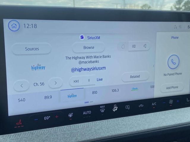 New 2026 White Ford XLT image 14