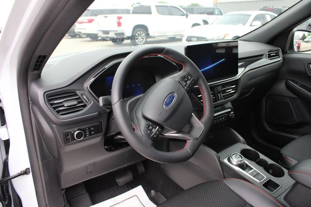Used 2025 Silver Ford ST-Line image 2