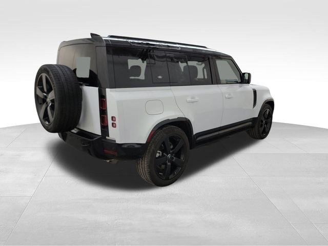 2024 Land Rover Defender 110 X-Dynamic SE 4