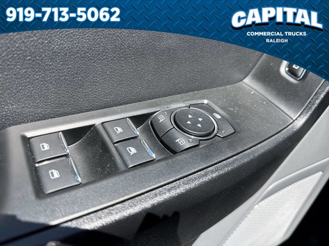 New 2025 Oxford White Ford F-450® XL image 21