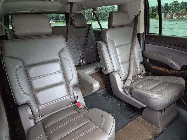 Used 2015 White GMC Denali image 22