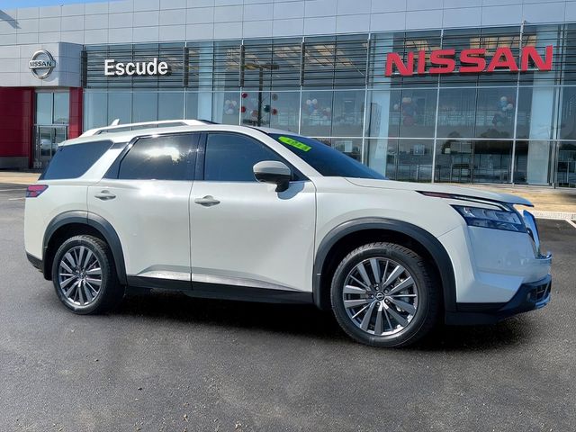 Pearl White Tricoat 2022 Nissan Pathfinder SUV / Crossover All-Wheel Drive 9-Speed Automatic