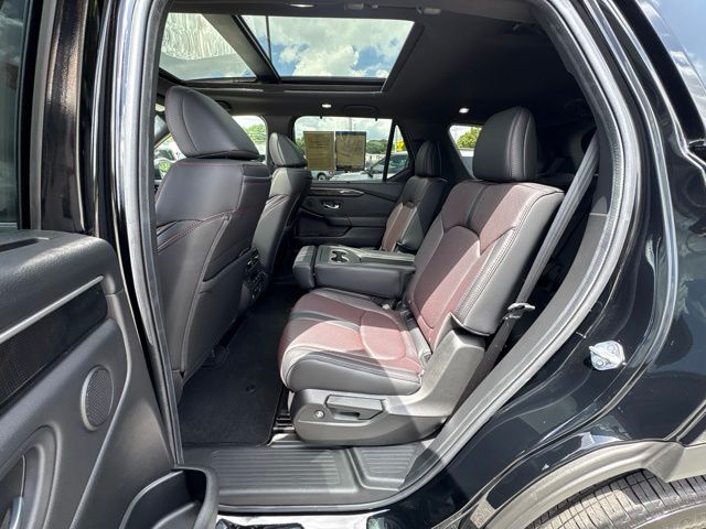 Used 2025 Honda Pilot SUV