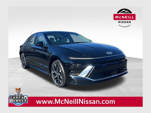 Onyx Black 2024 Hyundai Sonata SEL FWD Sedan Front-Wheel Drive 8-Speed Automatic