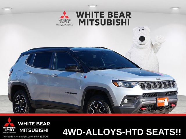 Silver Zynith Metallic Clearcoat 2025 Jeep Compass SUV / Crossover Four-Wheel Drive 8-Speed Automatic