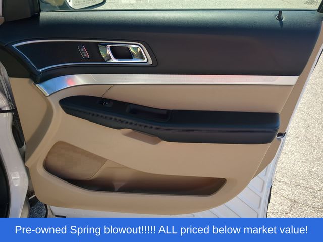 Used 2017 White Ford XLT image 44