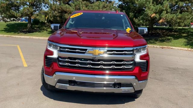 2023 Chevrolet Silverado 1500 LTZ 3