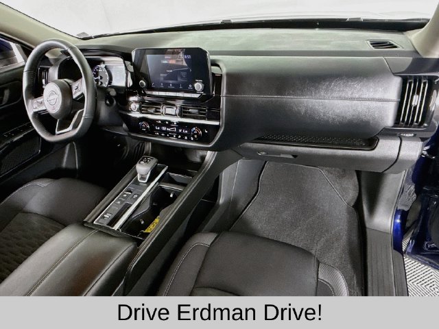 Used 2024 Nissan Pathfinder SUV