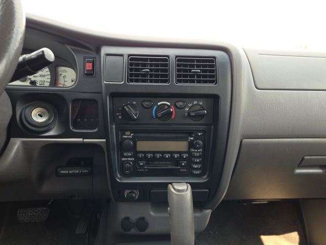 Used 2004 Toyota Tacoma Truck