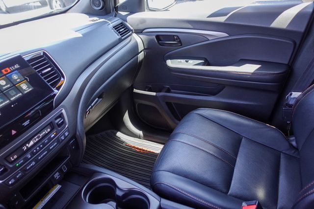 used 2022 Honda Pilot car, priced at $29,000