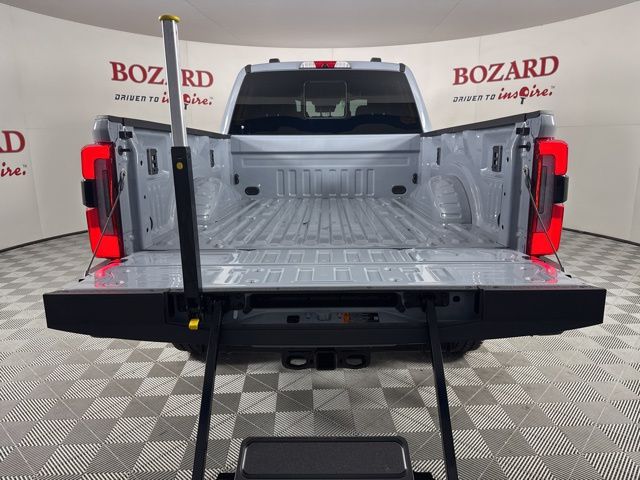 2025 Glacier Gray Metallic TriCoat Ford Super Duty F-350 SRW Platinum 4X4 Truck