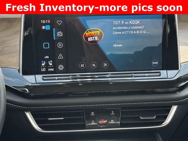 2024 Volkswagen Atlas 2.0T SE w/Technology Black at AutoSavvy Houston Southwest