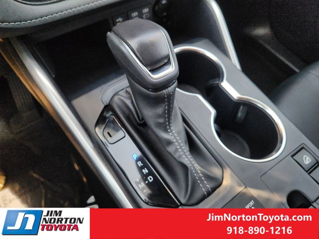Used 2025 Toyota Highlander SUV