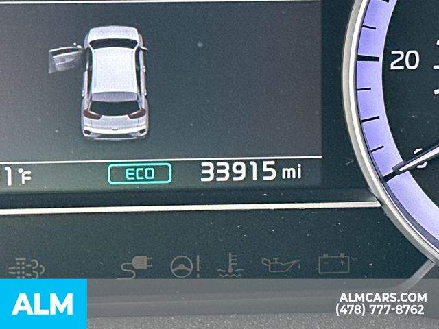Used 2022 Gray Kia LXS image 32