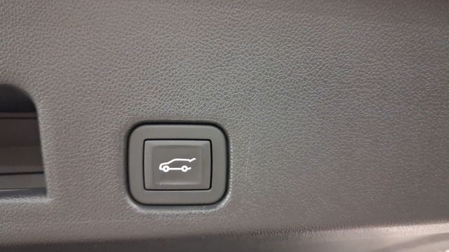 Used 2024 Chevrolet Traverse SUV