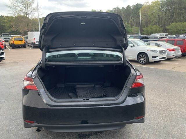 2023 Toyota Camry Hybrid LE photo