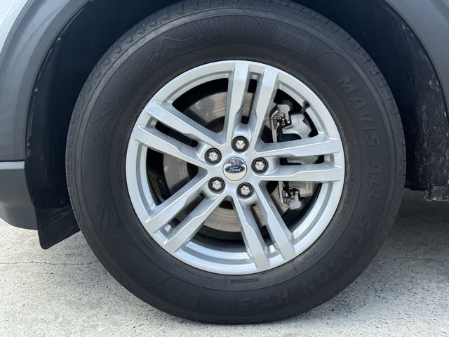 2022 Ford Explorer XLT Silver at Supreme Chevrolet of Gonzales