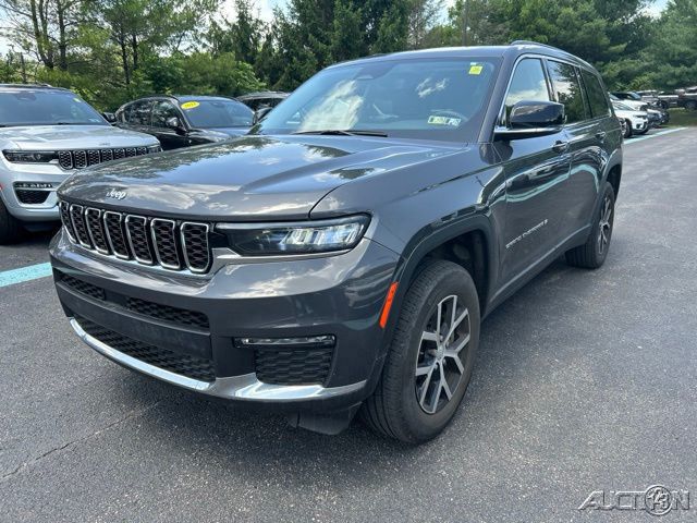 Baltic Gray Metallic Clearcoat 2023 Jeep Grand Cherokee L SUV / Crossover Four-Wheel Drive 8-Speed Automatic